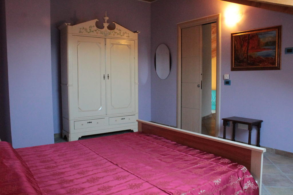 I Boidi Apartman Nizza Monferrato Szoba fotó